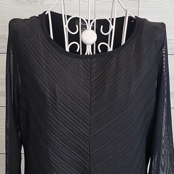 Michael Tyler mesh sleeve casual top in black Size XS - Picture 2 of 12
